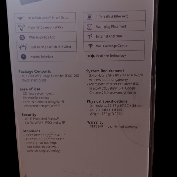 Netgear AC1200 WiFi Extender - Picture 7 of 9